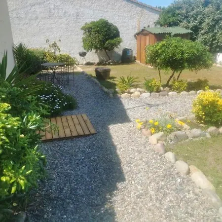 Maison D'une A Lucciana A 50 M De La Plage Avec Jardin Clos Et Wifi * Lucciana (Corsica)